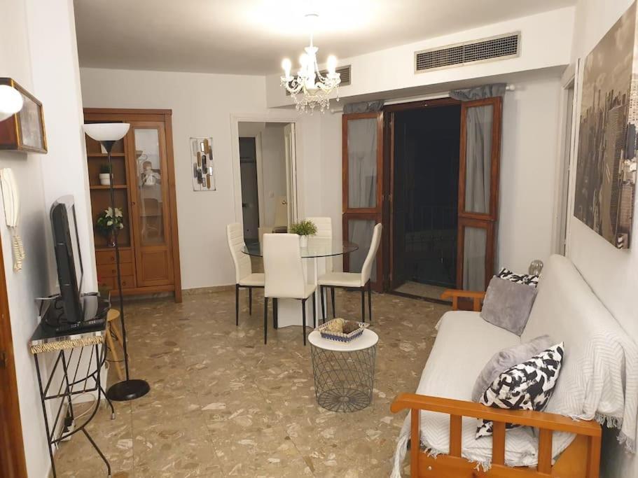 Espacioso Apartamento En Amor De Dios, Alameda Seville Ngoại thất bức ảnh